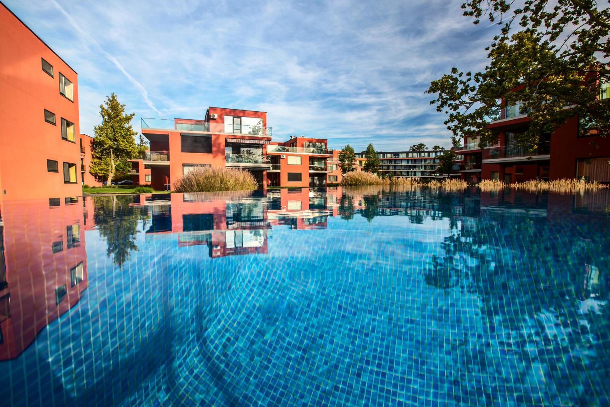 Bavaria Club Apartman Balatonlelle Eksteriør bilde